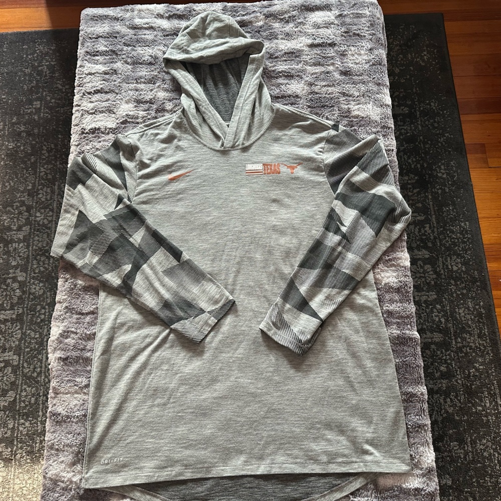 Nike Men’s Longhorns hooded t shirt